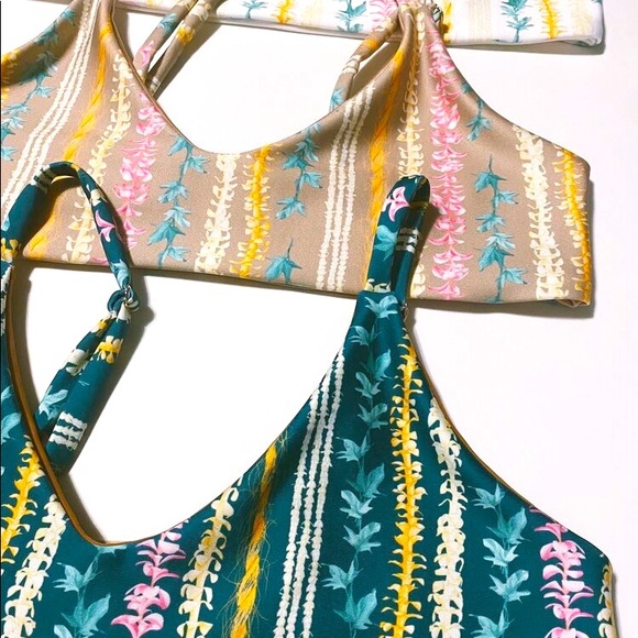 Nā Wāhine Lole Kaimade Lei JJ Bikini Top - Picture 4 of 4